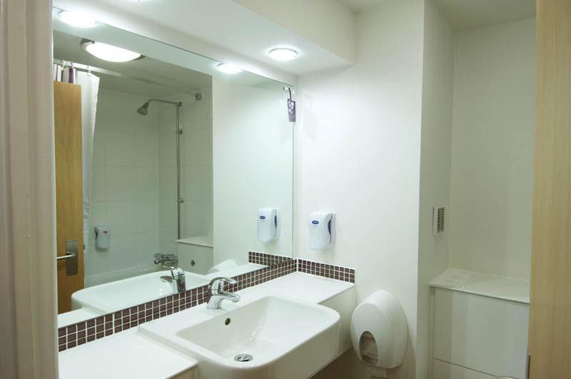 Premier Inn Edinburgh A1 - 穆塞尔堡 外观 照片